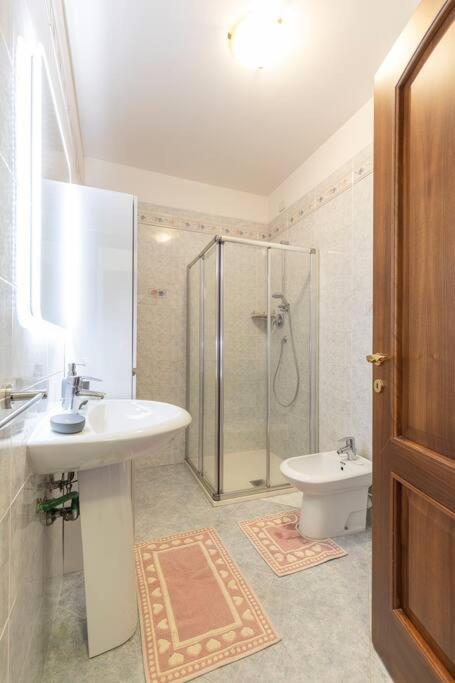 Residenza Sirtori Free Parking Apartment Verona Bagian luar foto
